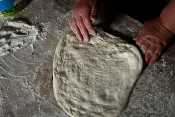 Pâte à pizza maison : les proportions et les temps de levée qui changent tout